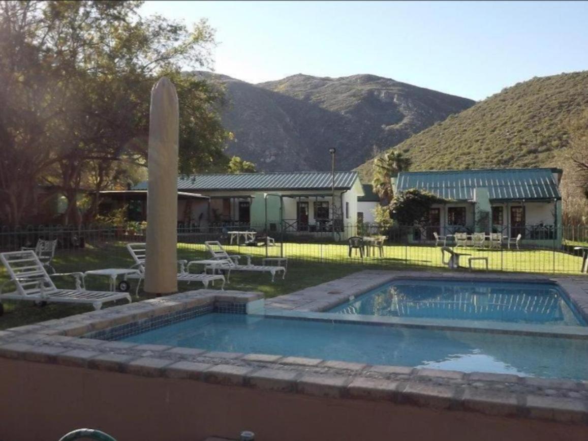Rainbow Glen Self Catering Chalets Монтегю Экстерьер фото
