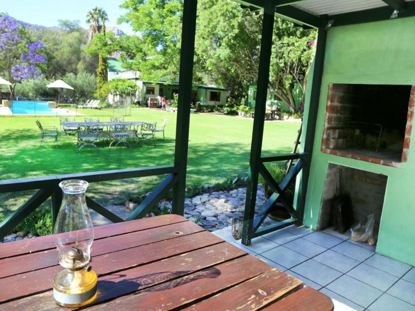 Rainbow Glen Self Catering Chalets Монтегю Номер фото