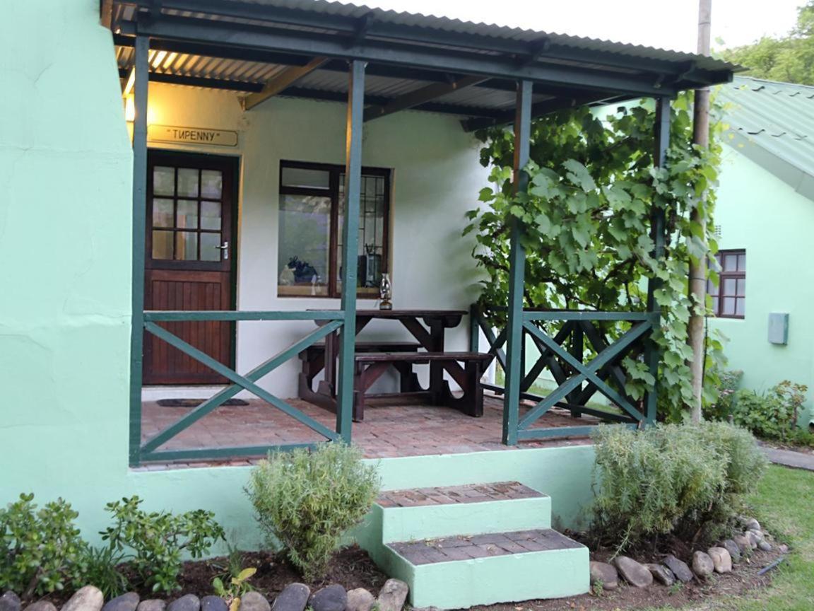 Rainbow Glen Self Catering Chalets Монтегю Номер фото
