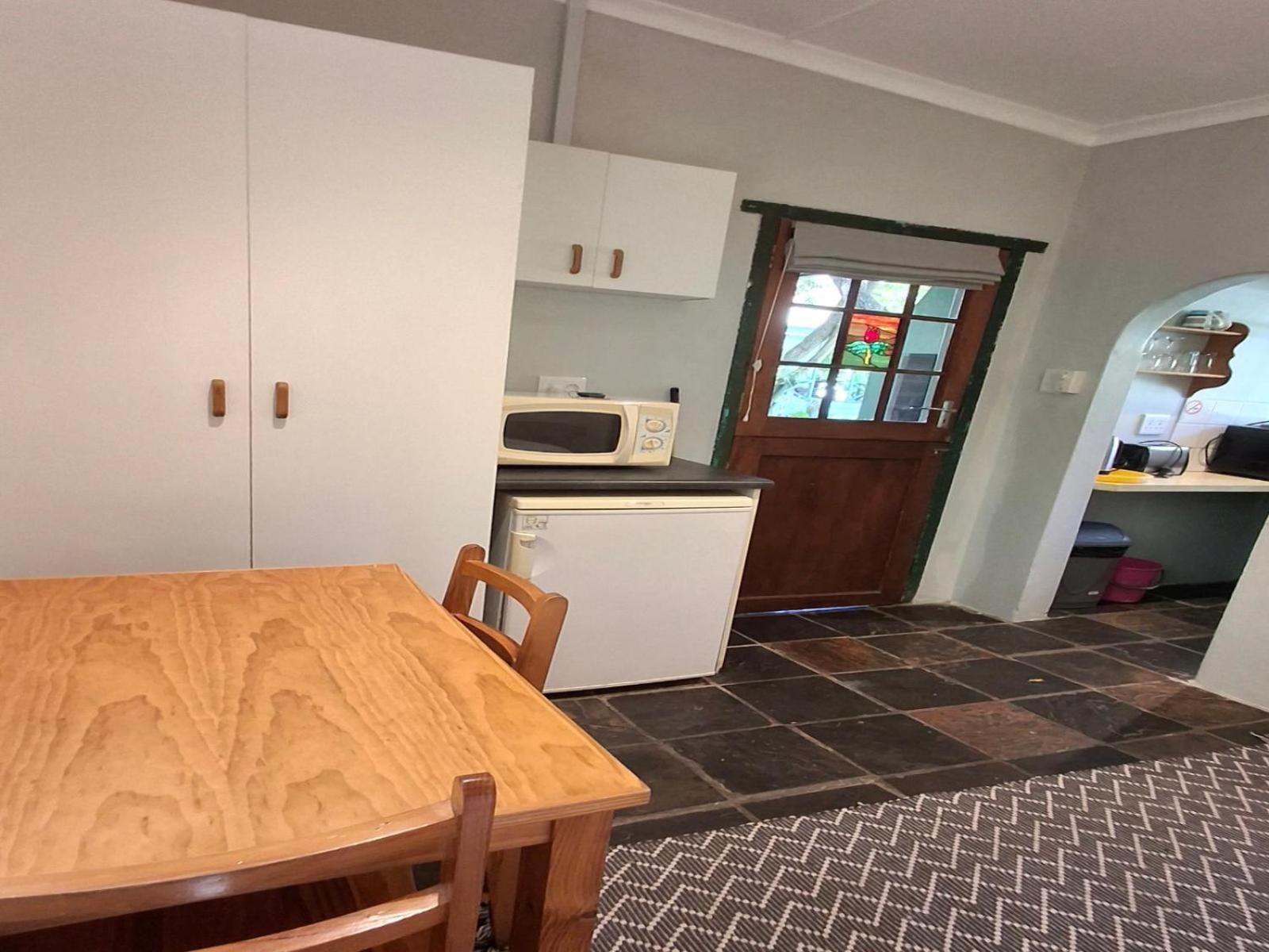 Rainbow Glen Self Catering Chalets Монтегю Номер фото