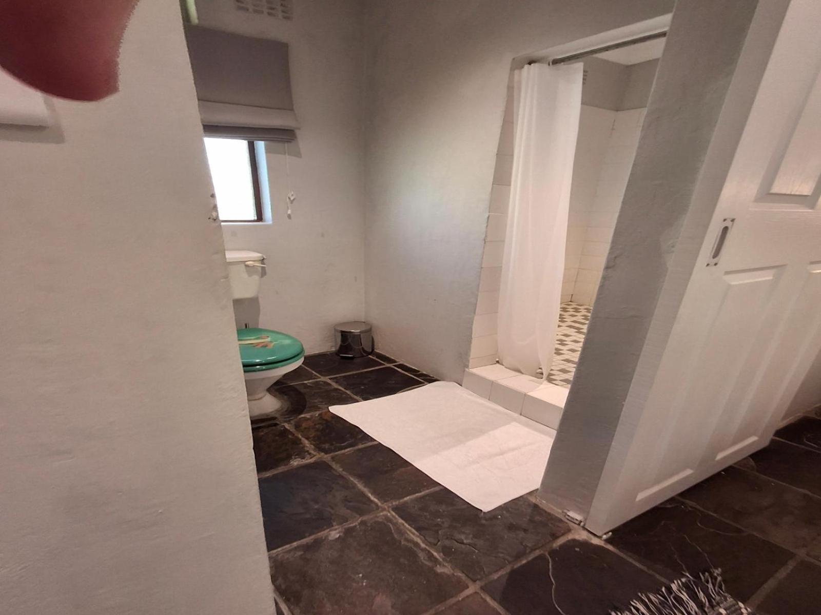 Rainbow Glen Self Catering Chalets Монтегю Номер фото